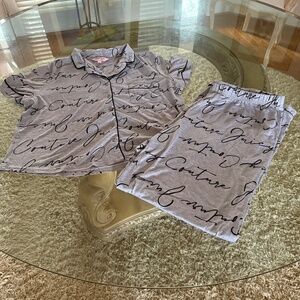 JUICY COUTURE 2 Piece Pajama Set Size L Top & Pants Gray Black JC script